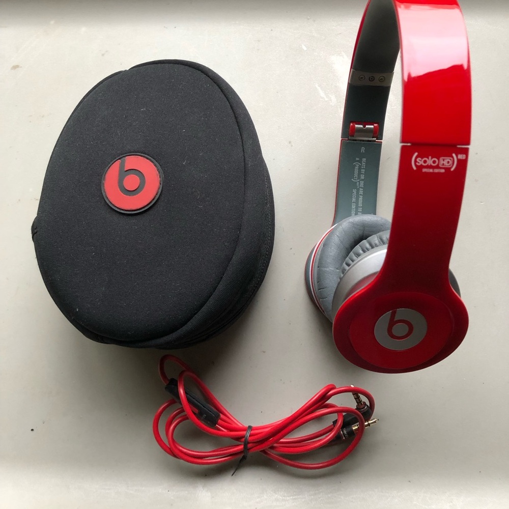 Beats by Dre Solo HD Wired Headphones